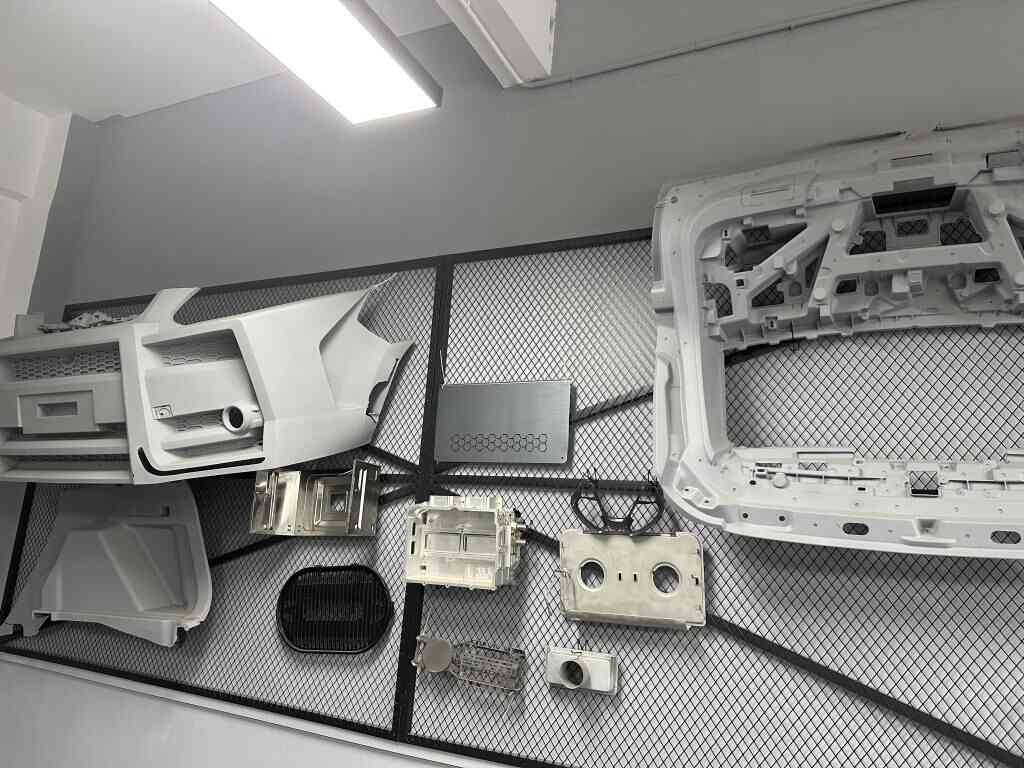 Reaction injection molding for car parts