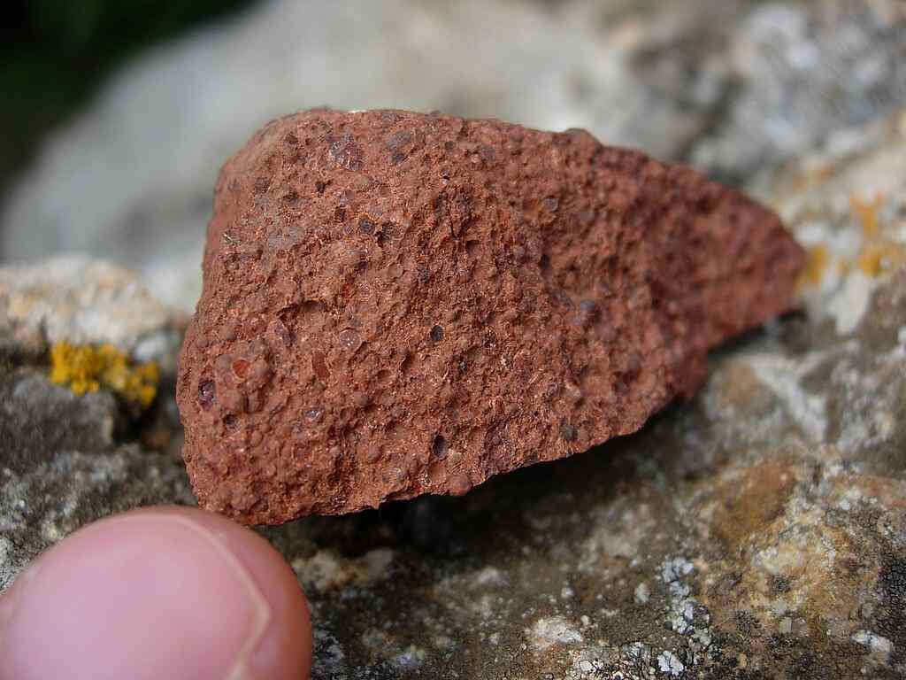 Bauxite ore