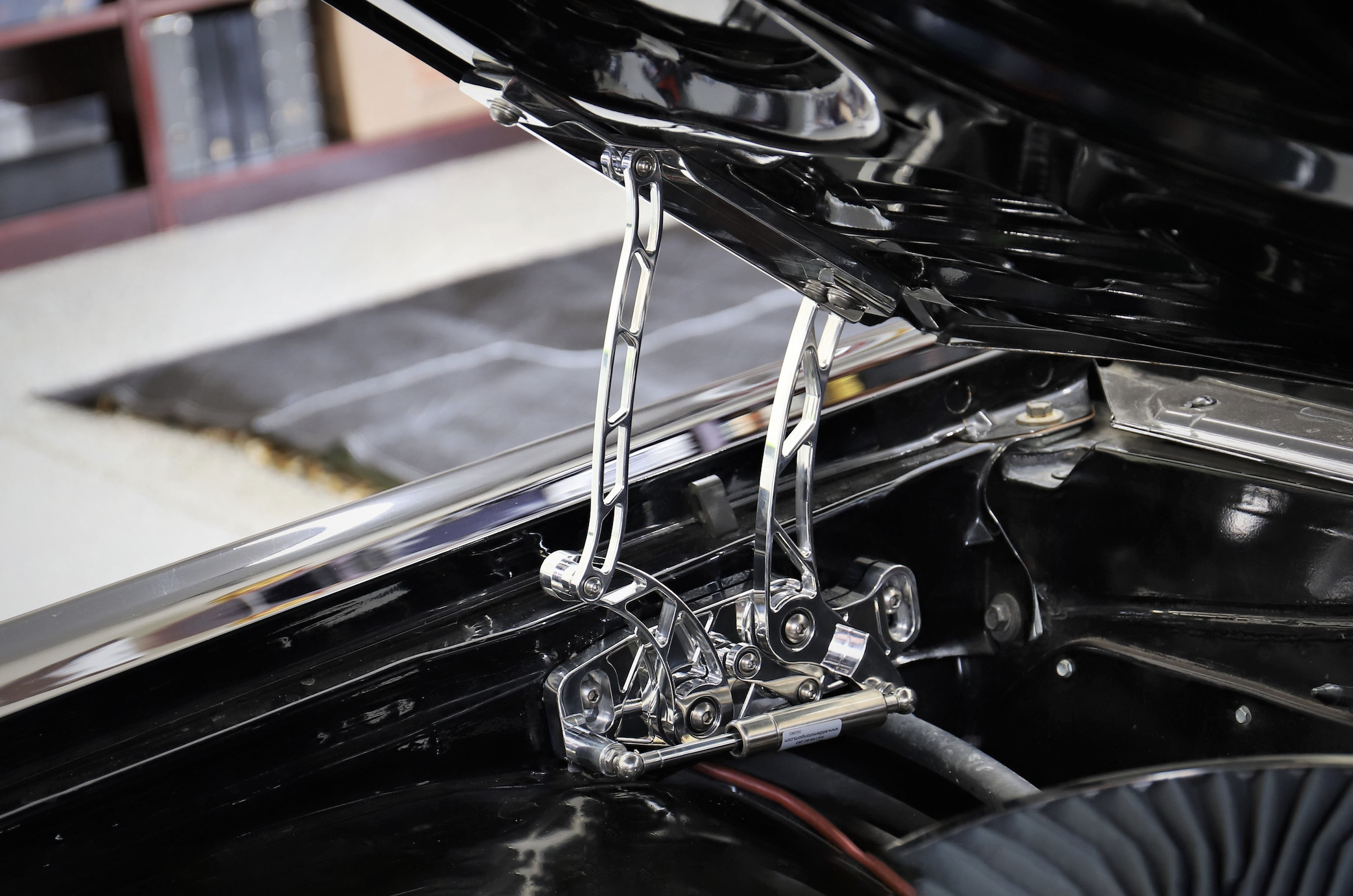 Custom Car Hood Hinges