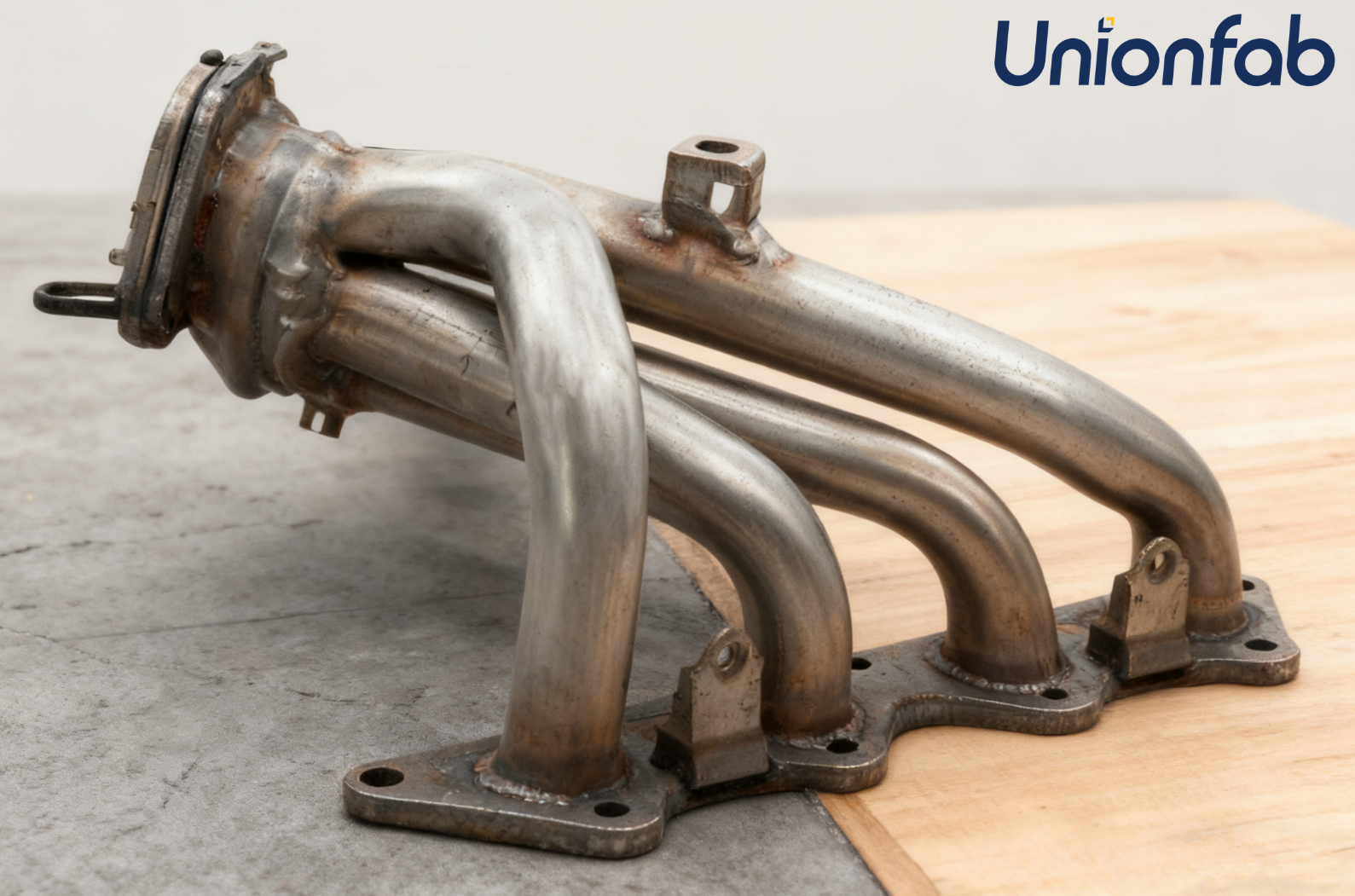 exhaust manifold